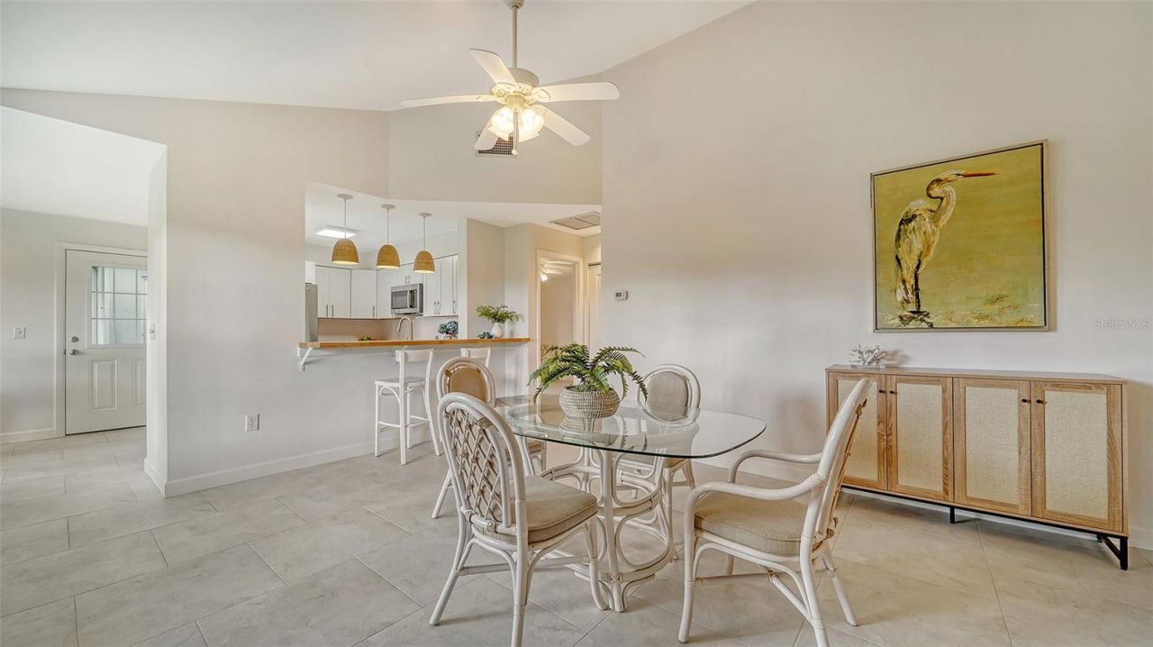 6467 Carrington Circle, Unit 43, Sarasota, FL 34238 Photo