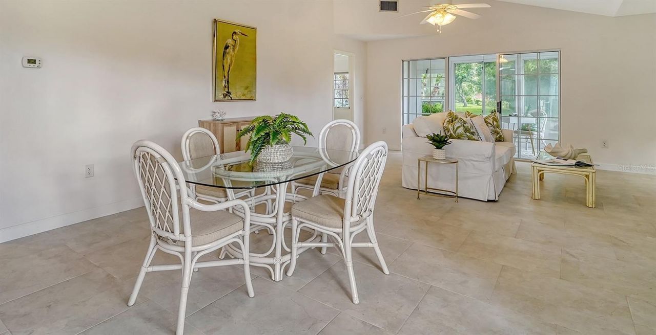 6467 Carrington Circle, Unit 43, Sarasota, FL 34238 Photo