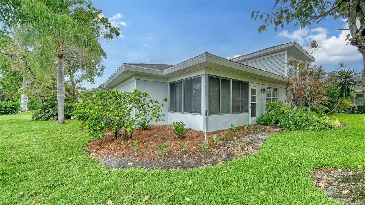 6467 Carrington Circle, Unit 43, Sarasota, FL 34238 Photo