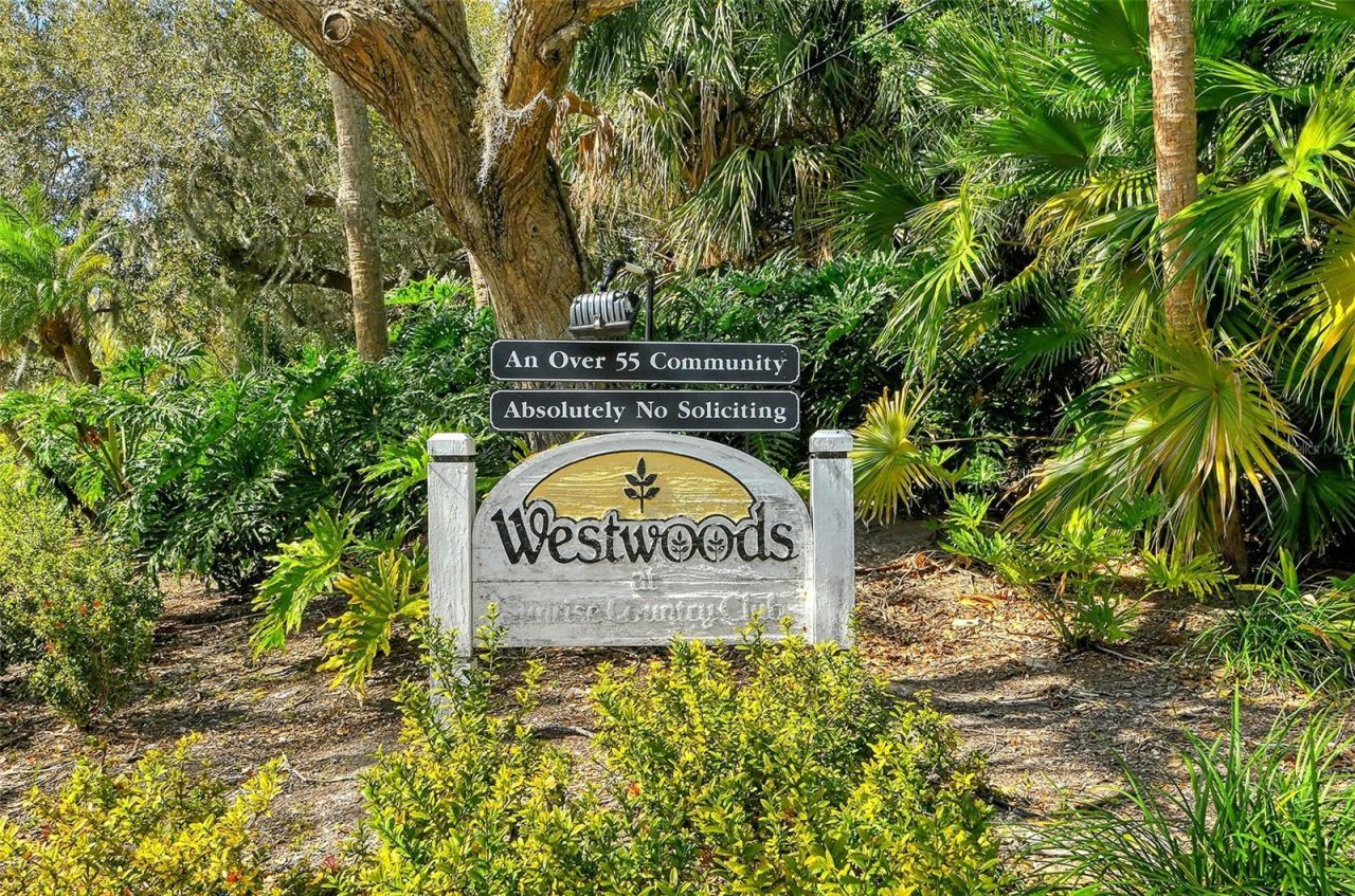 6467 Carrington Circle, Unit 43, Sarasota, FL 34238 Photo
