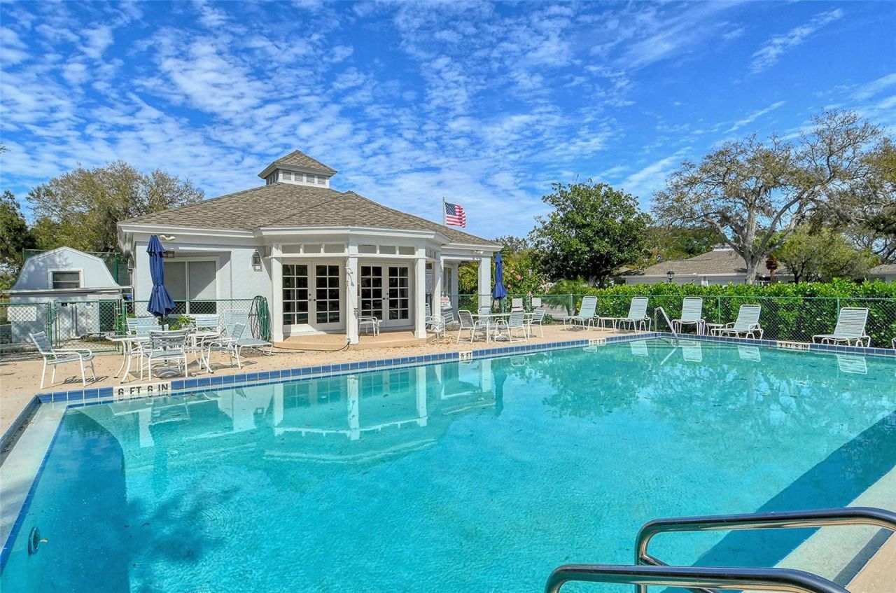 6467 Carrington Circle, Unit 43, Sarasota, FL 34238 Photo