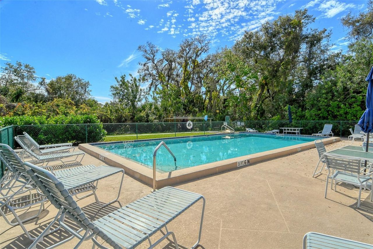 6467 Carrington Circle, Unit 43, Sarasota, FL 34238 Photo