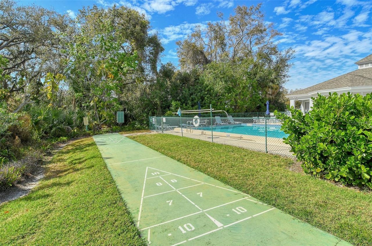 6467 Carrington Circle, Unit 43, Sarasota, FL 34238 Photo