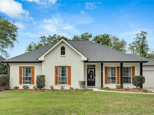 19183 HECTOR Street , Mandeville, LA 70471