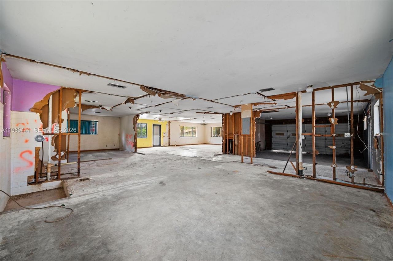 1178 NW 41st Ter, Lauderhill, FL 33313 Photo