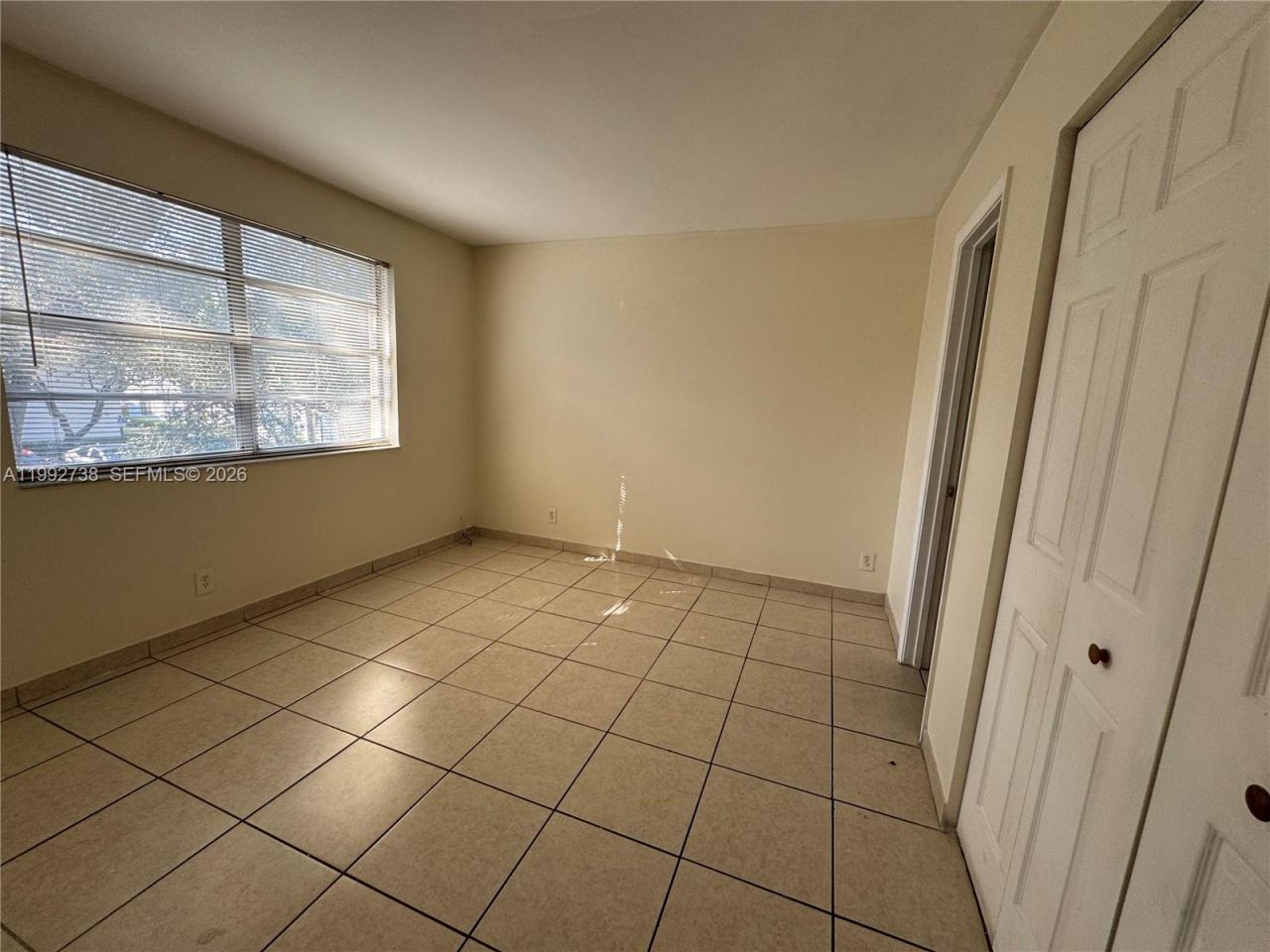 1024 Twin Lakes Dr, Unit 21-F, Coral Springs, FL 33071 Photo