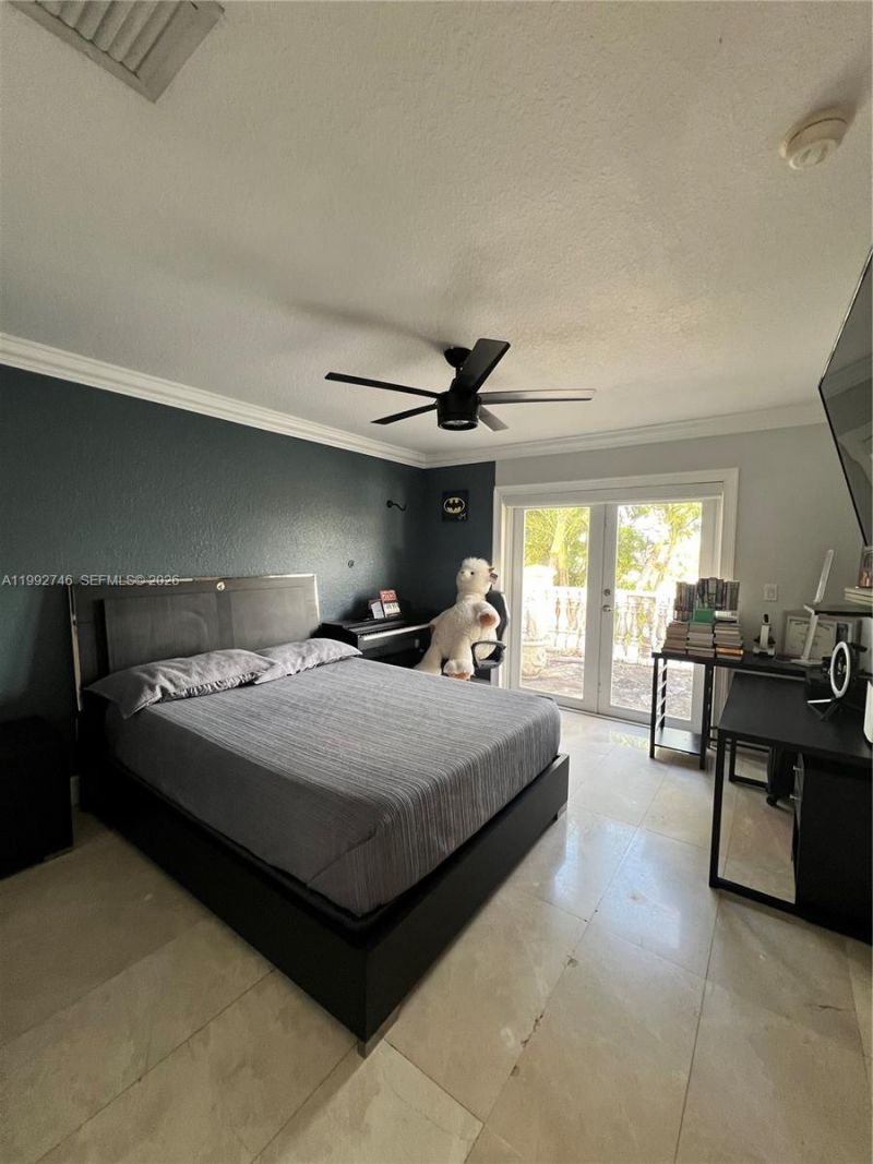 5513 SW 164th Ct, Miami, FL 33185 Photo