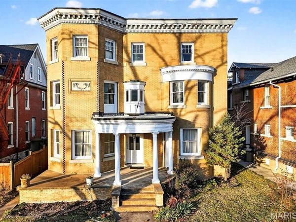 5103 Waterman Boulevard, St Louis, MO 63108