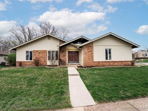 1308 Dautel Lane, St Louis, MO 63146