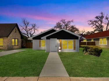 3024 James Avenue, Fort Worth, TX 76110