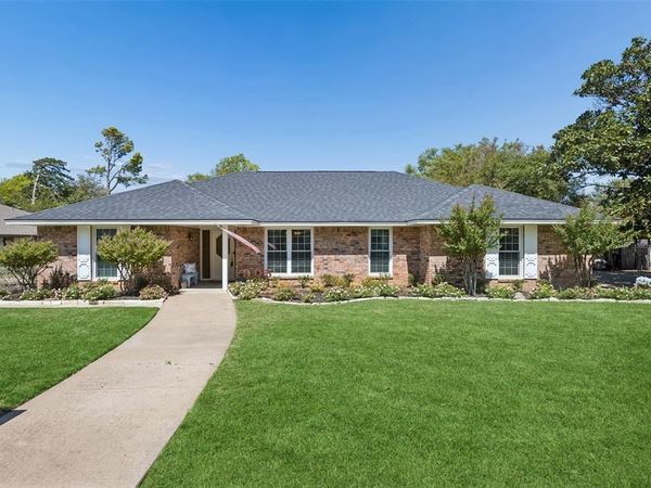 905 Bert Drive, Arlington, TX 76012