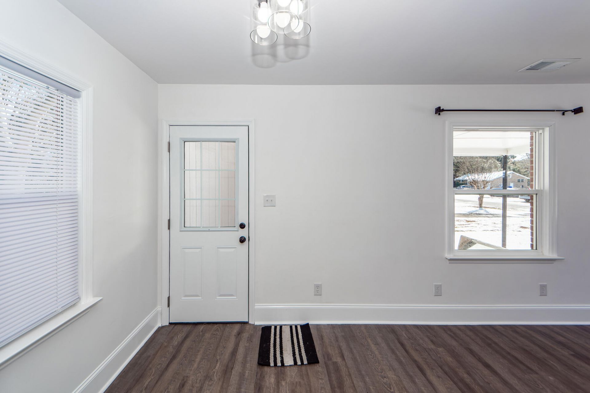 4742 Farmal Street Photo 12