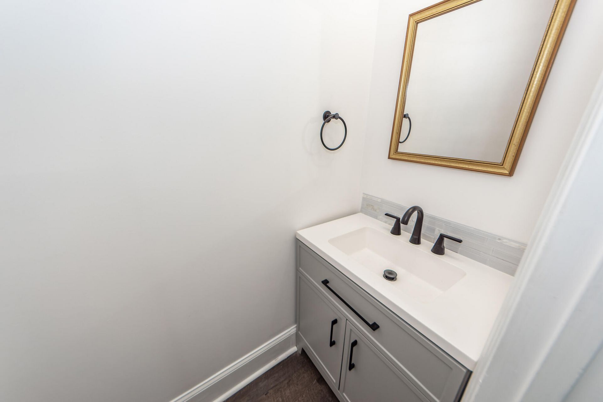 4742 Farmal Street Photo 15