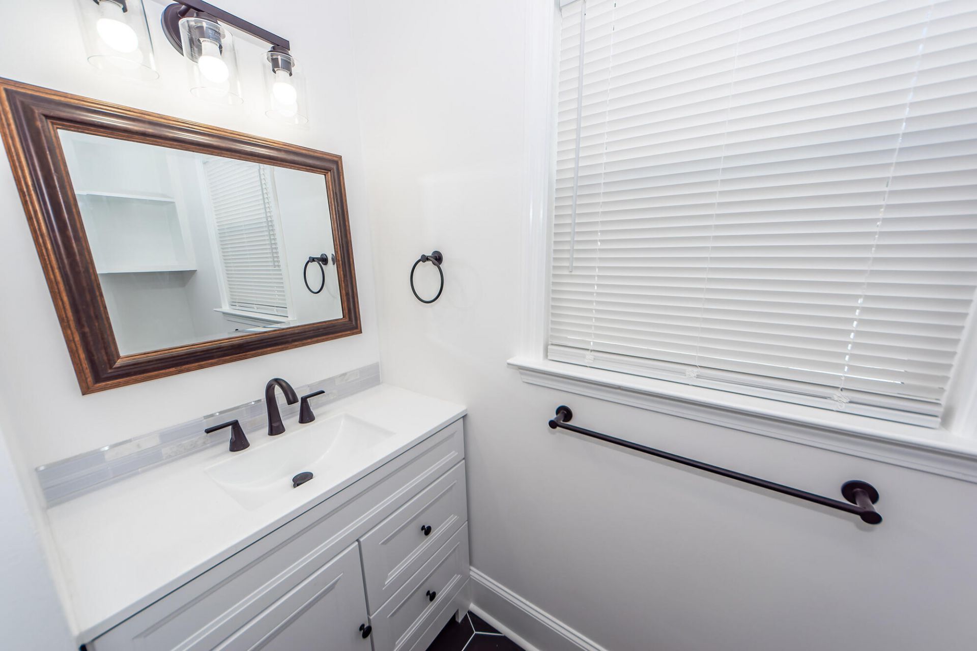 4742 Farmal Street Photo 23