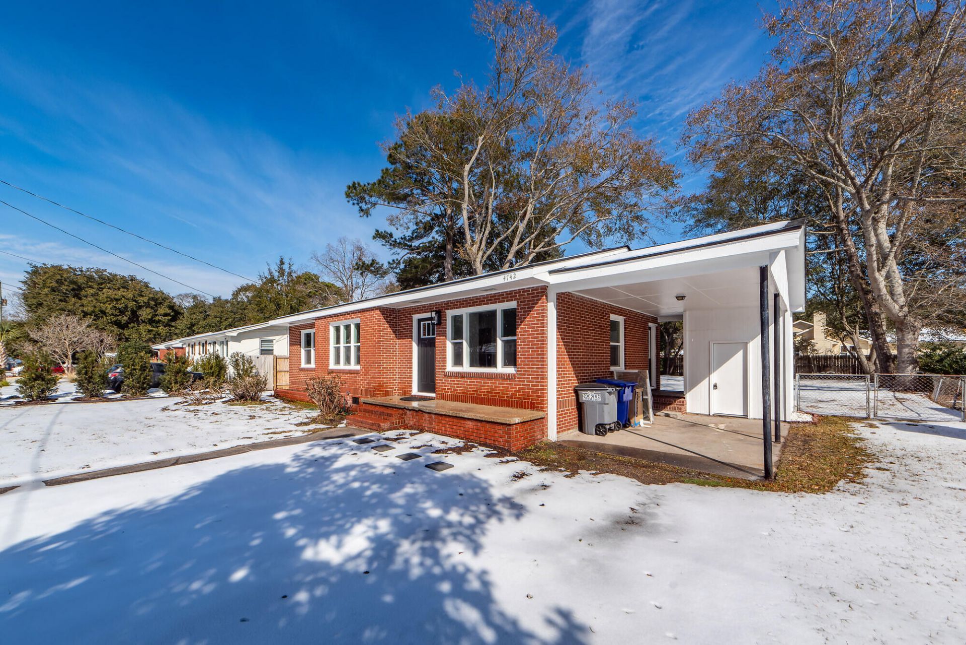 4742 Farmal Street Photo 32