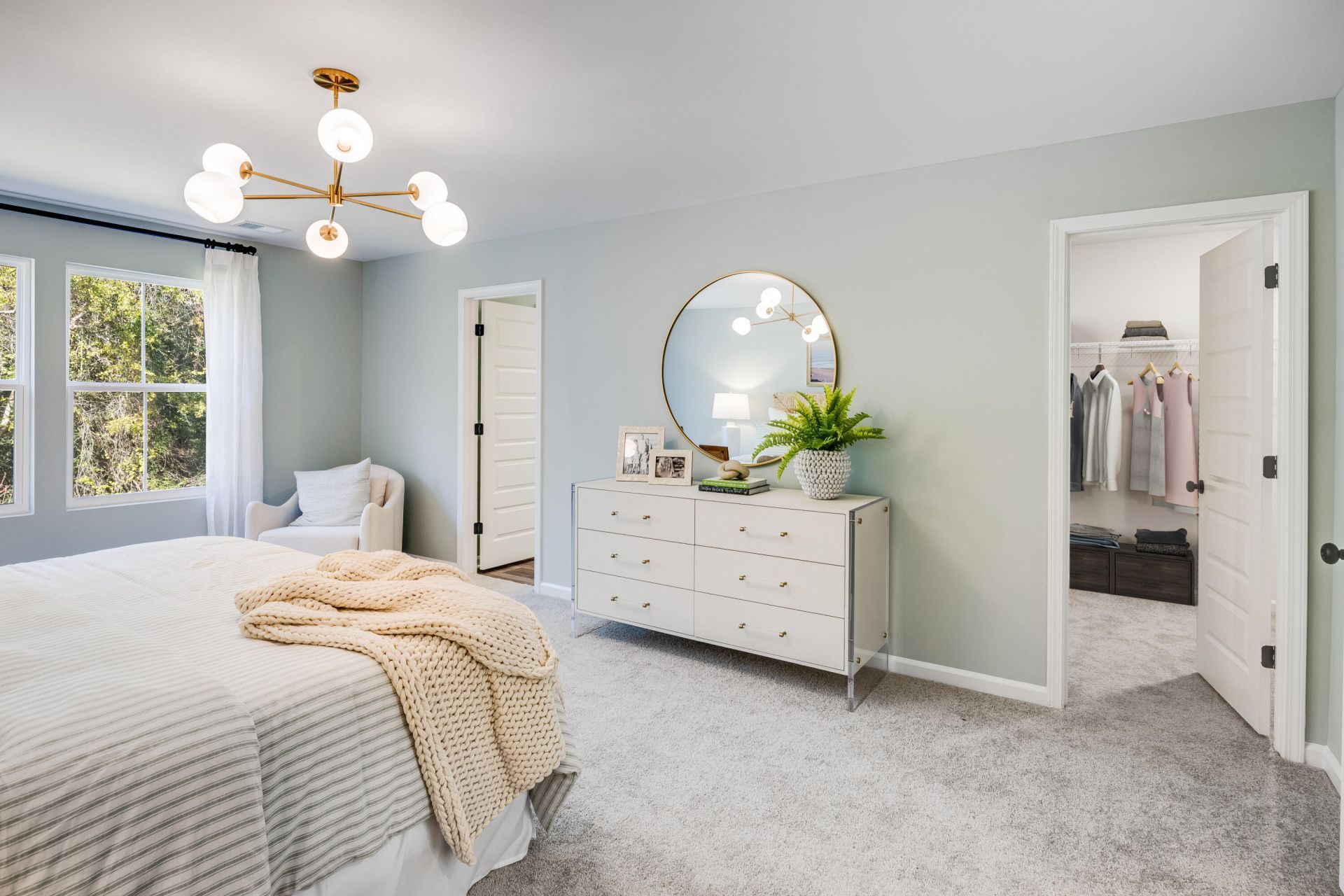 270 Agrarian Avenue Photo 9