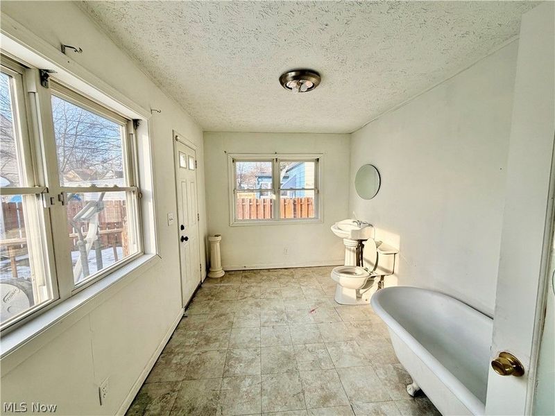 5212 E 105 Street, Garfield Heights, OH 44125 Photo 13