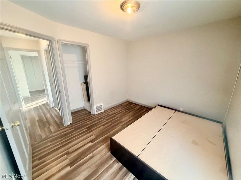 5212 E 105 Street, Garfield Heights, OH 44125 Photo 15