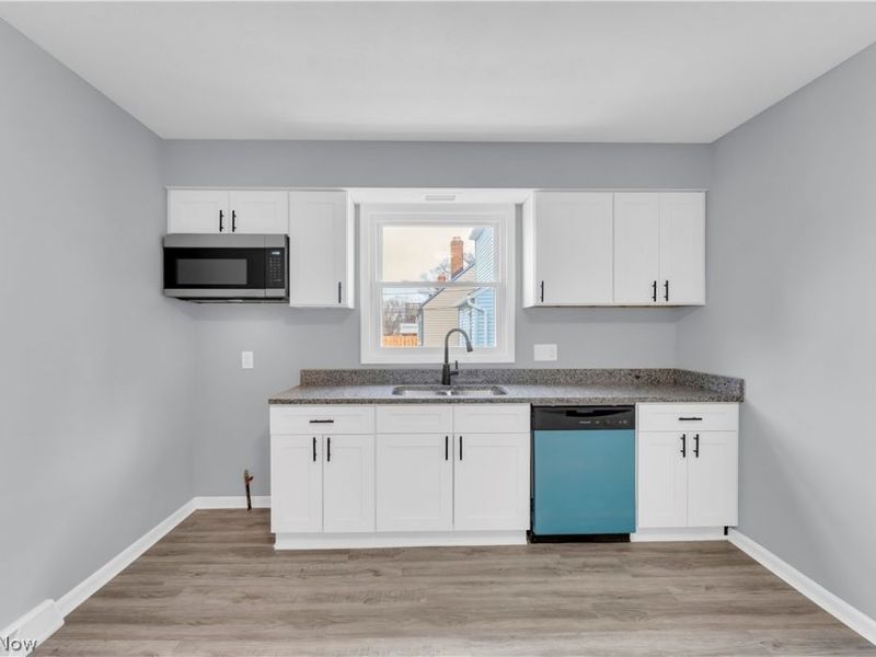 3203 Ingleside Drive, Parma, OH 44134 Photo 11