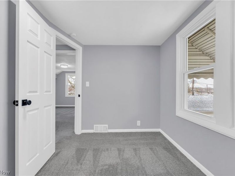 3203 Ingleside Drive, Parma, OH 44134 Photo 12