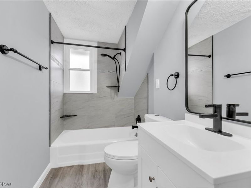 3203 Ingleside Drive, Parma, OH 44134 Photo 24