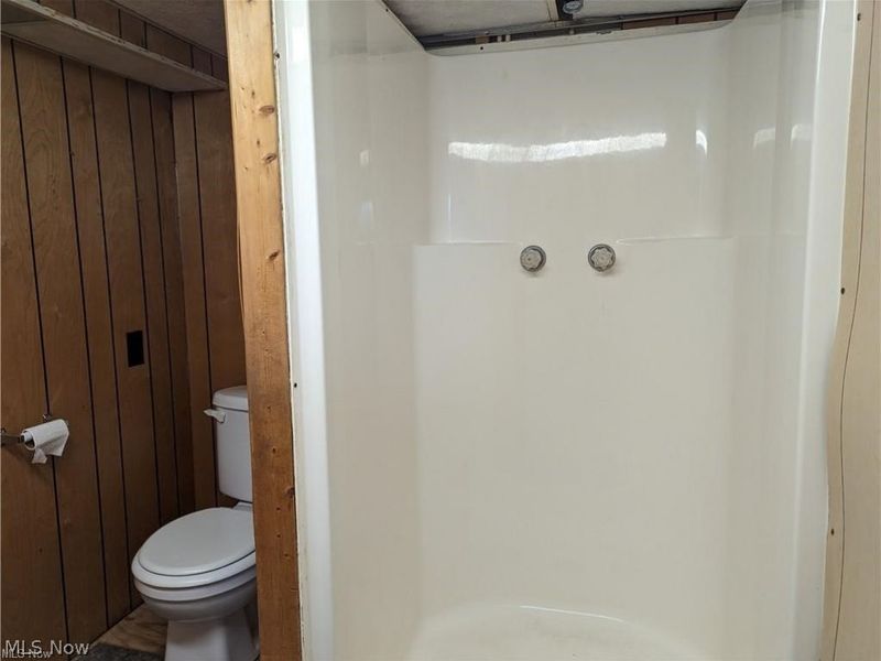 16117 E High Street, Middlefield, OH 44062 Photo 12