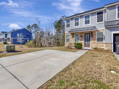 7811 Park Gate Drive, North Charleston, SC 29418