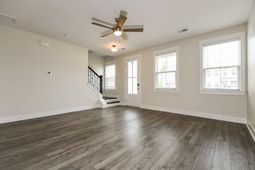 7811 Park Gate Drive photo 4
