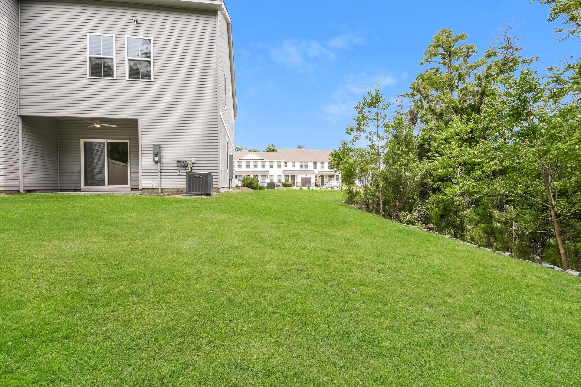 7811 Park Gate Drive Photo 25