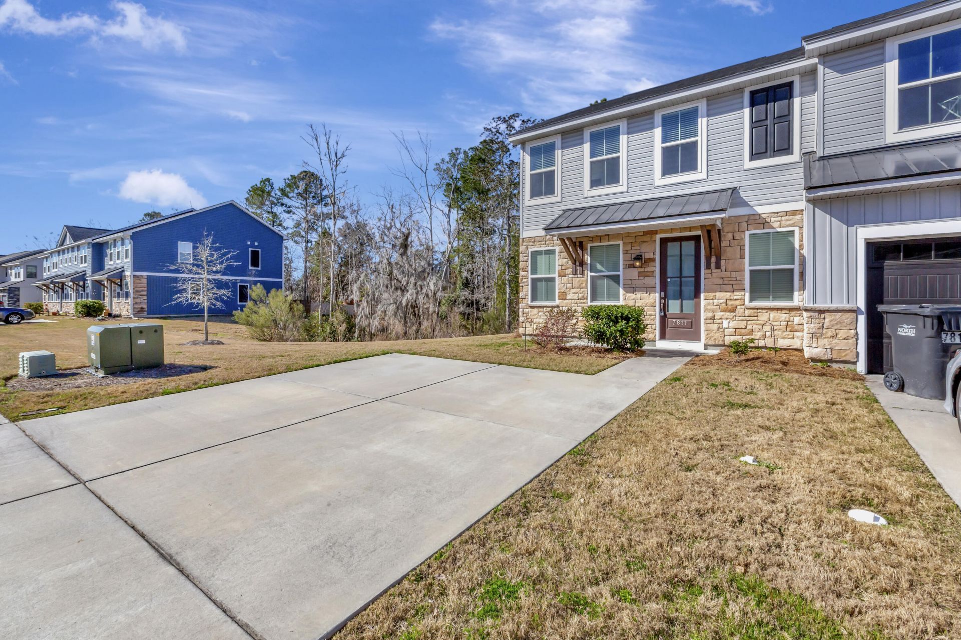 7811 Park Gate Drive Photo 25