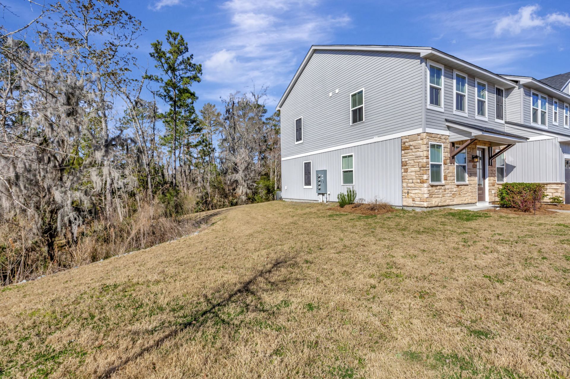7811 Park Gate Drive Photo 26