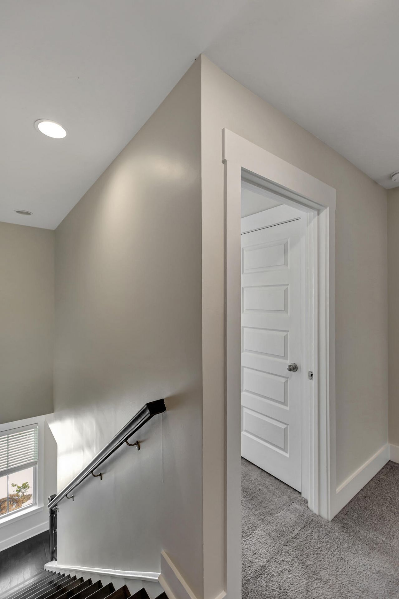 7811 Park Gate Drive Photo 29