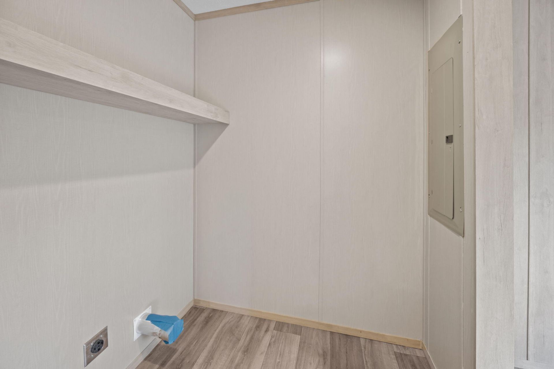 323 Myers Mayo Road Photo 11