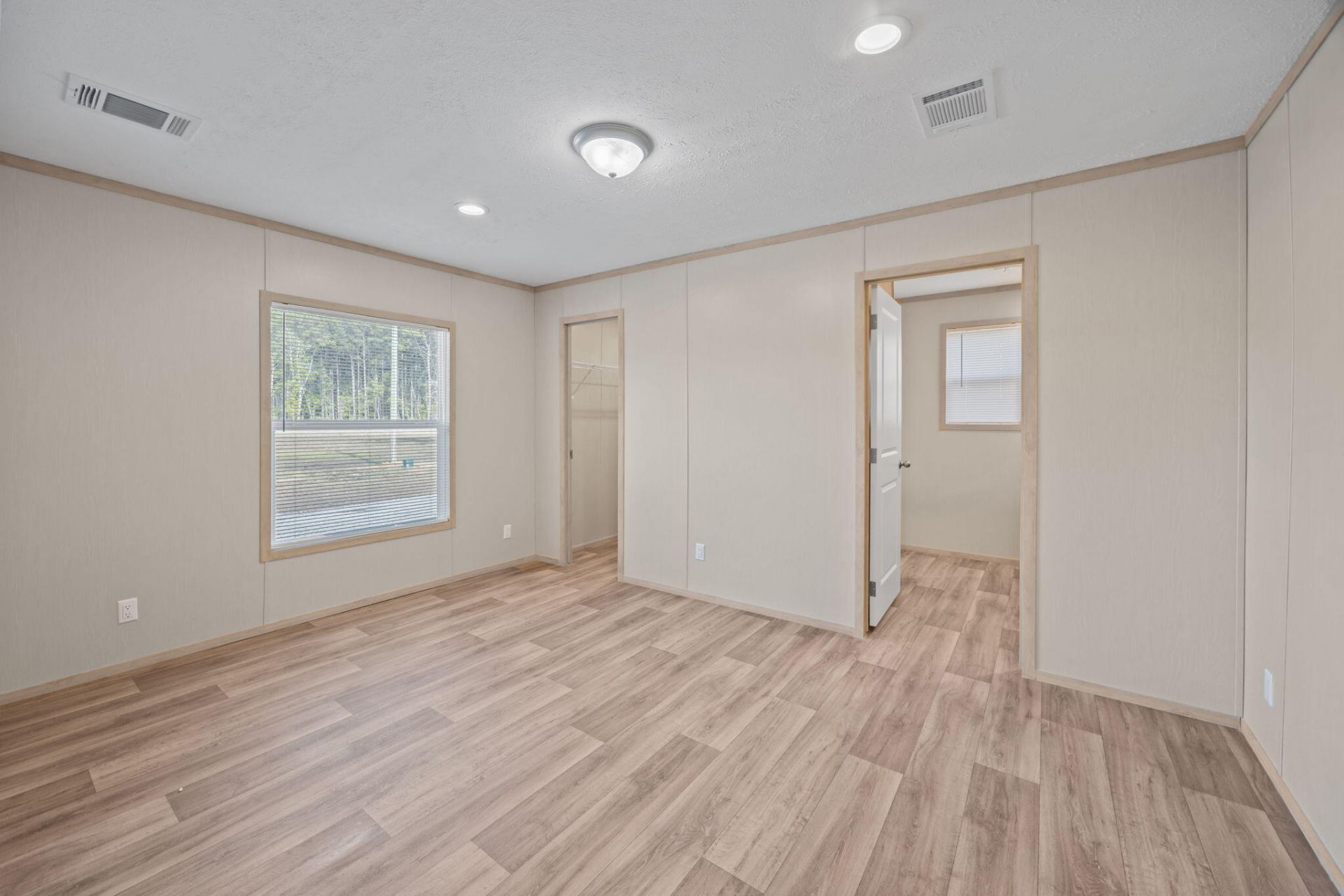 323 Myers Mayo Road Photo 13