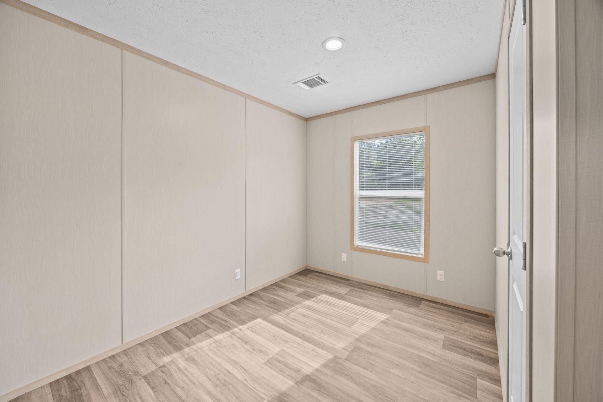 323 Myers Mayo Road Photo 19