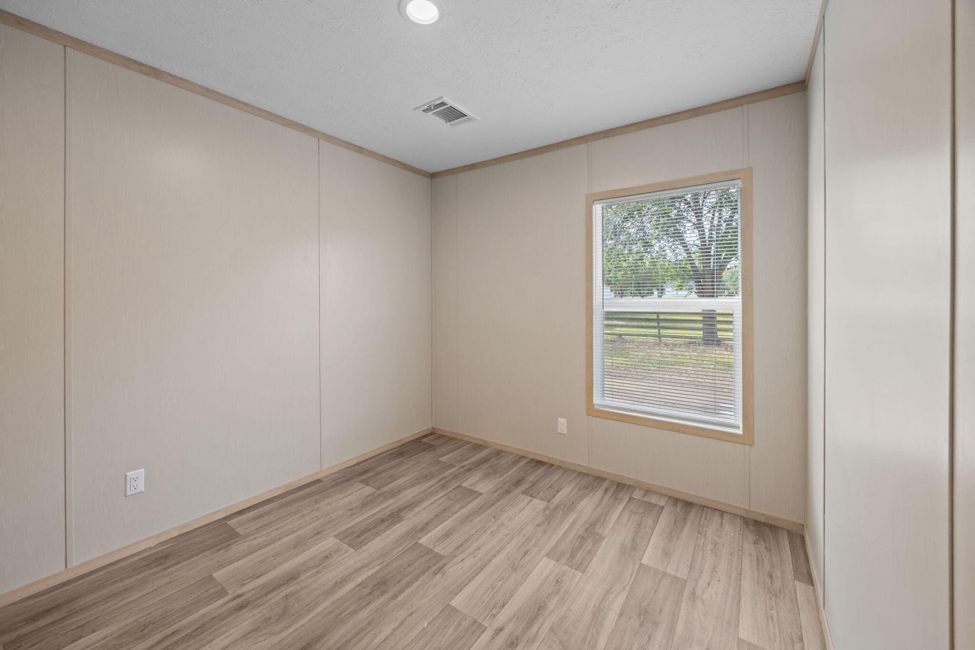 323 Myers Mayo Road Photo 23