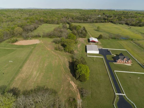 2 Corinth Road , Mount Juliet, TN 37122