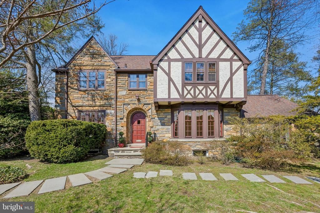 907 CEDAR GROVE ROAD , WYNNEWOOD, PA 19096