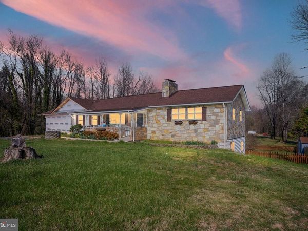 749 KINGS HIGHWAY , FREDERICKSBURG, VA 22405