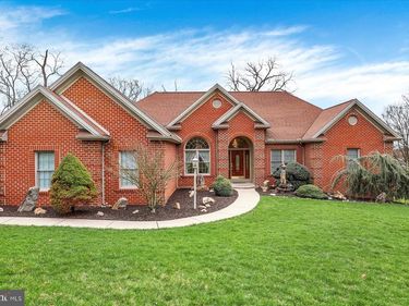 4755 MAPLE SHADE DRIVE, HARRISBURG, PA 17110