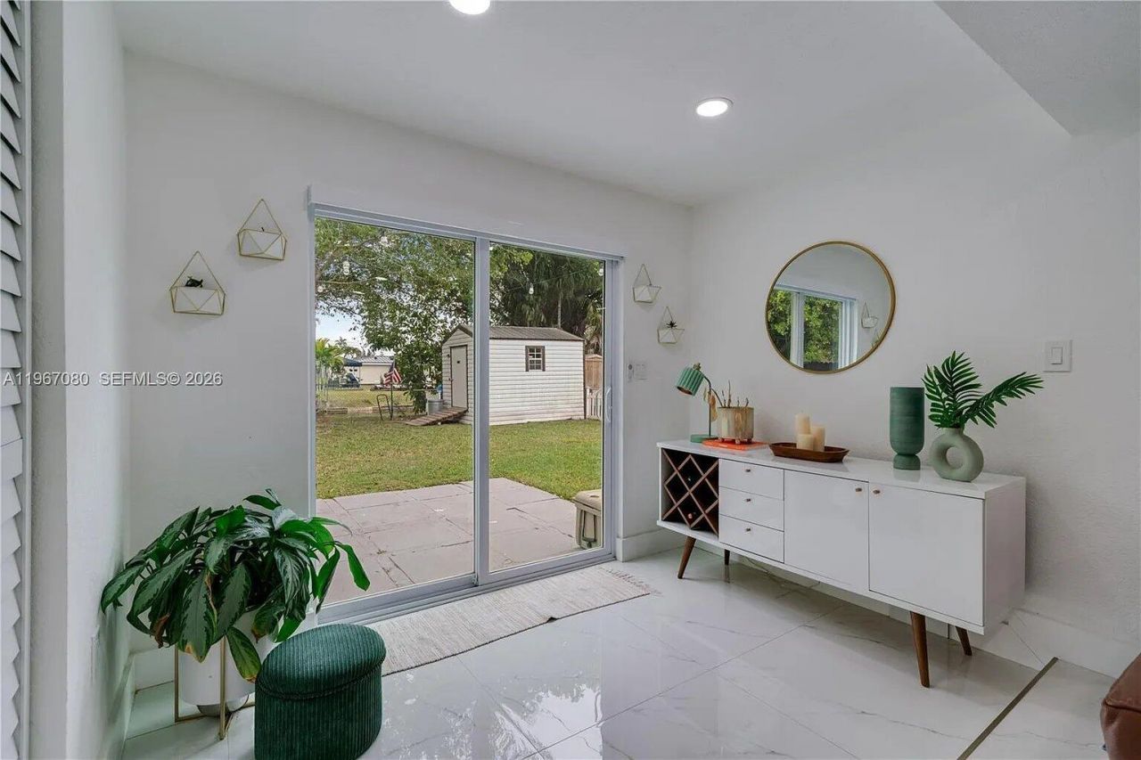 1401 SW 94th Avenue, Miami, FL 33174 Photo