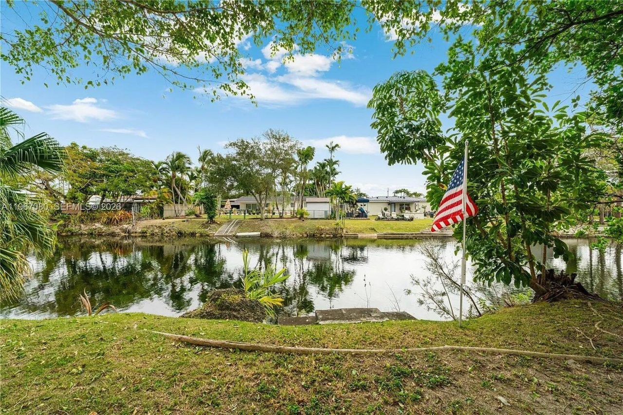 1401 SW 94th Avenue, Miami, FL 33174 Photo