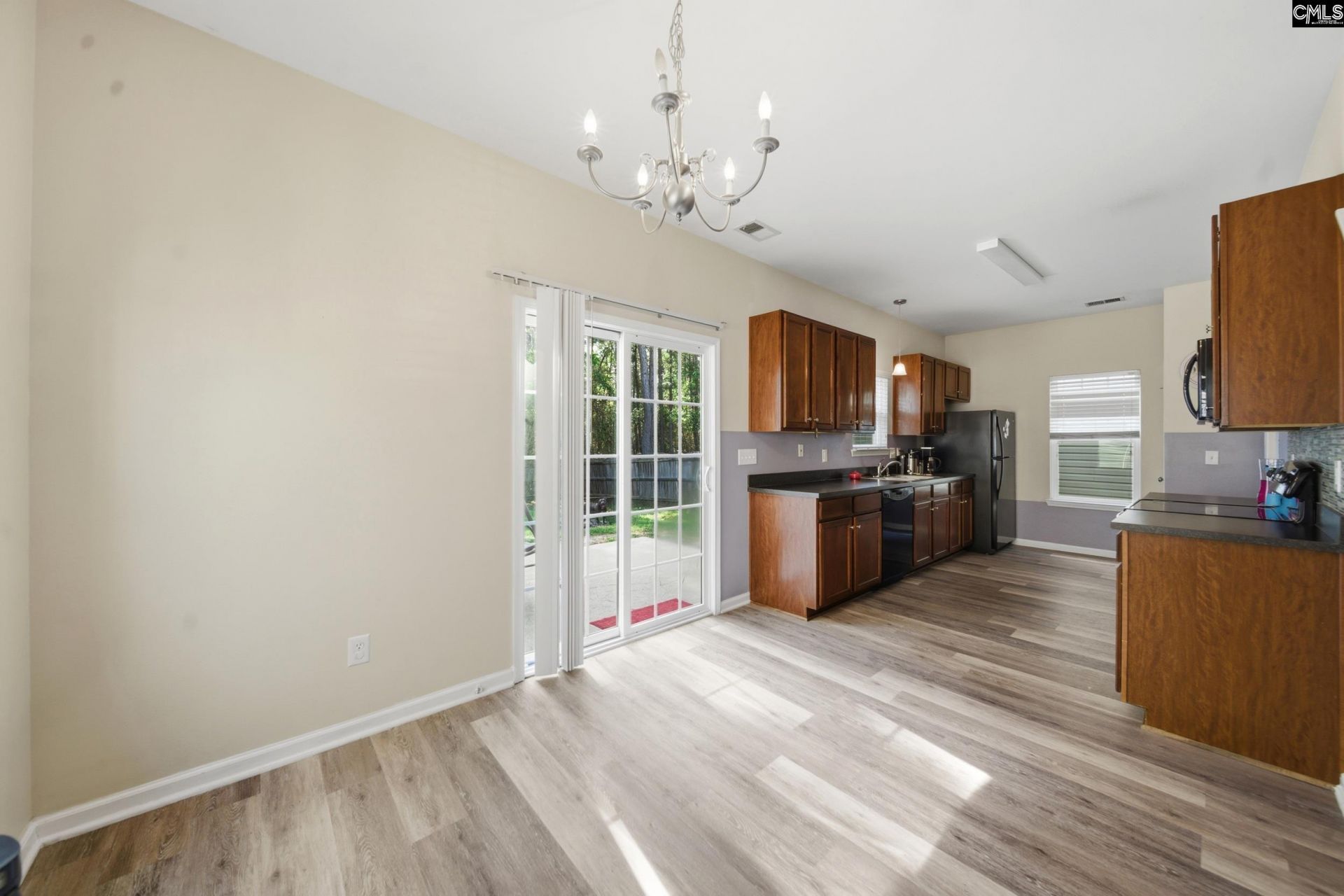 163 Stanley Court Photo 5