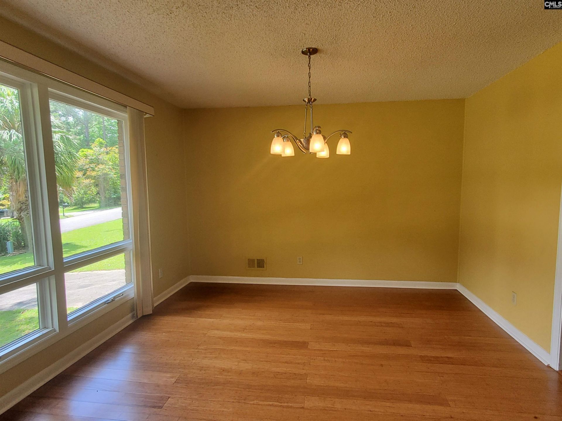 226 Lancer Drive  Photo 10