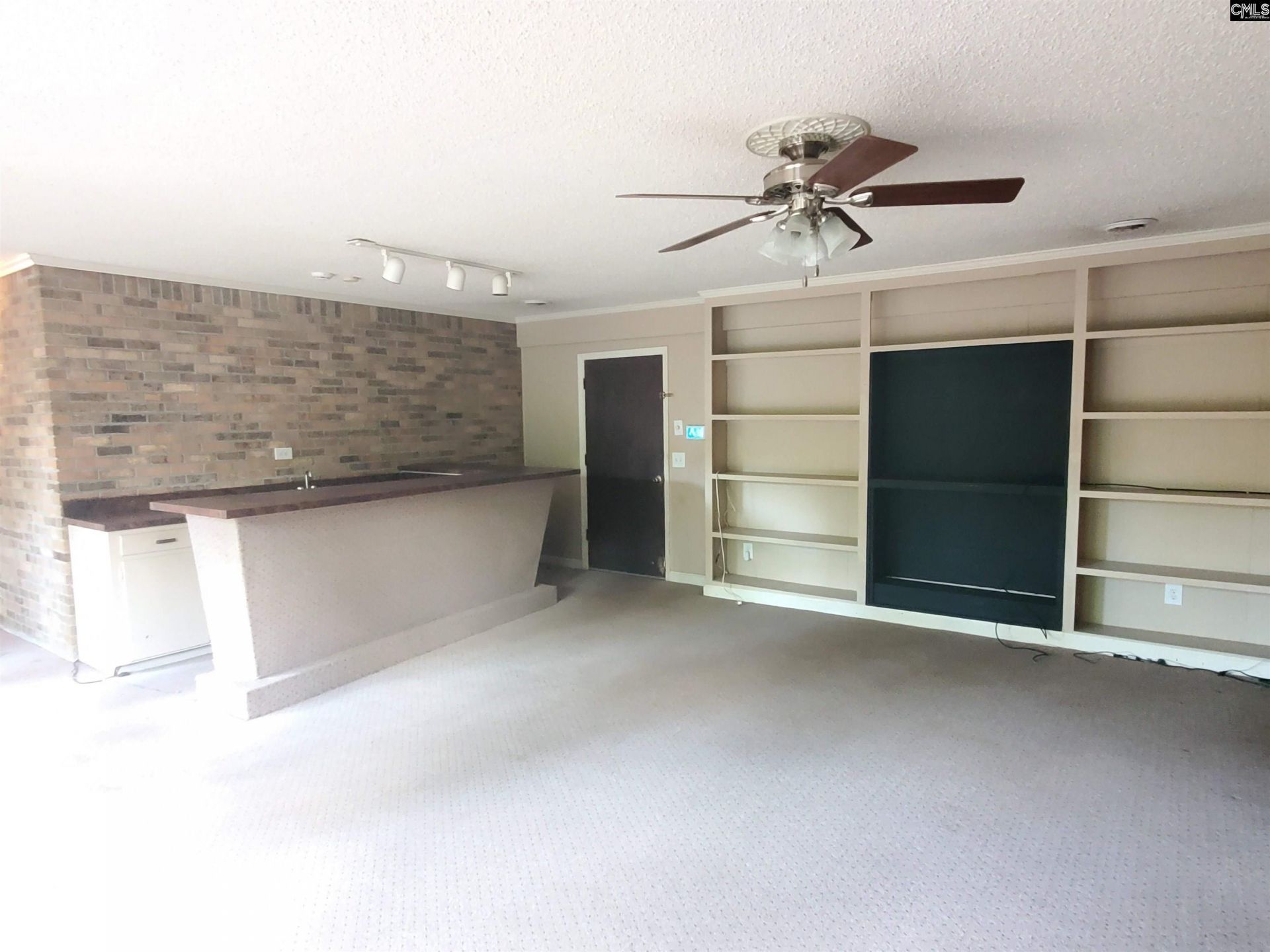 226 Lancer Drive  Photo 12