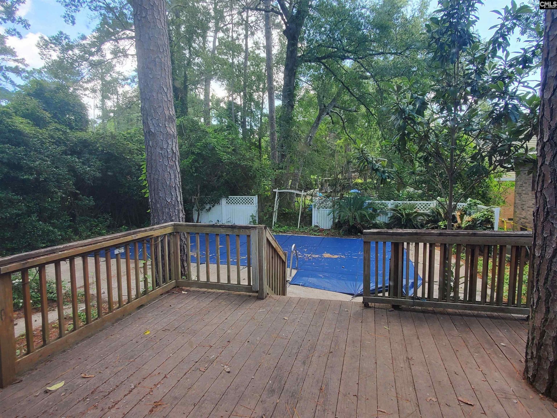 226 Lancer Drive  Photo 13