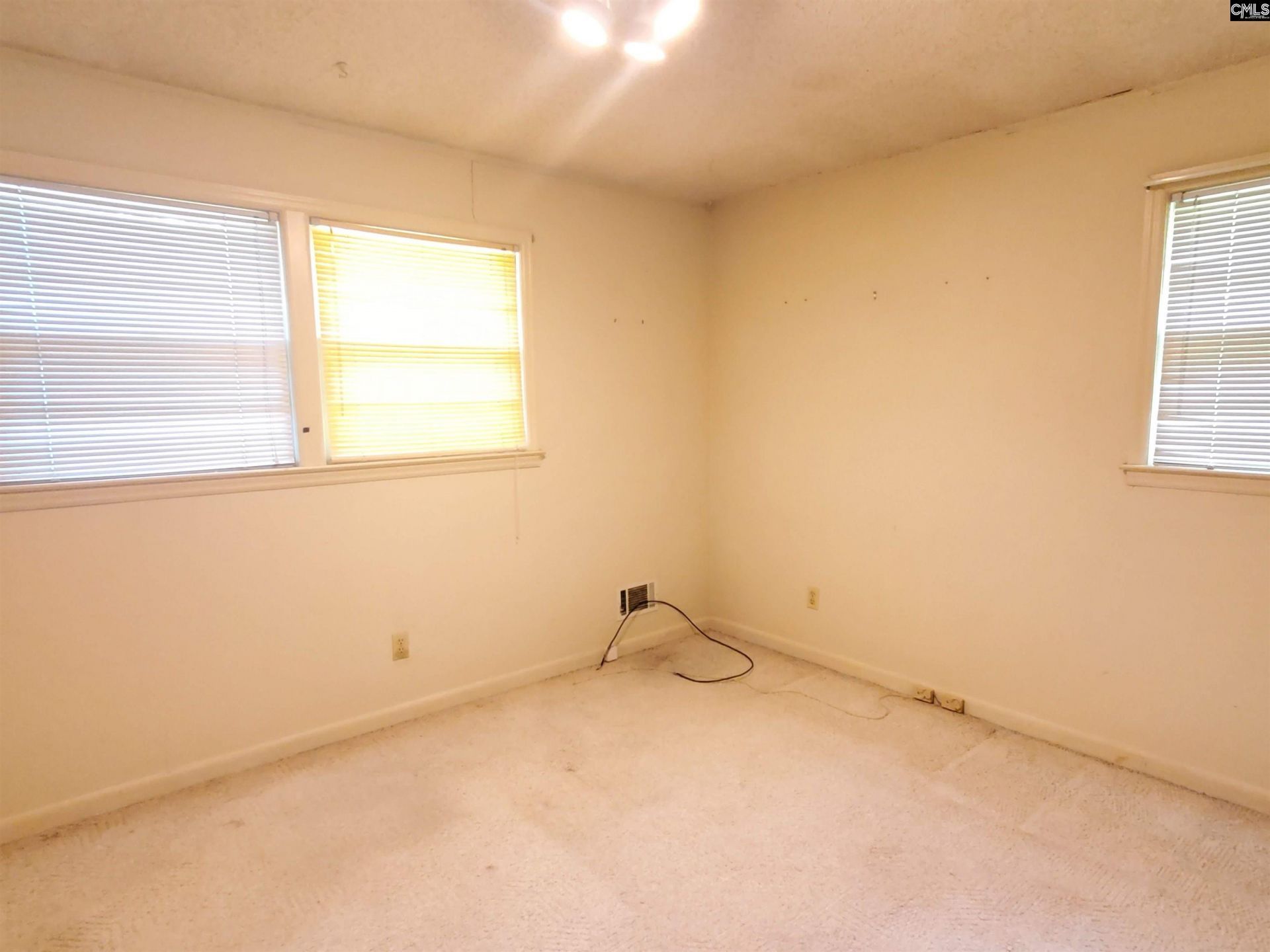 226 Lancer Drive  Photo 24