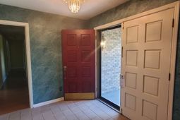 226 Lancer Drive  photo 4