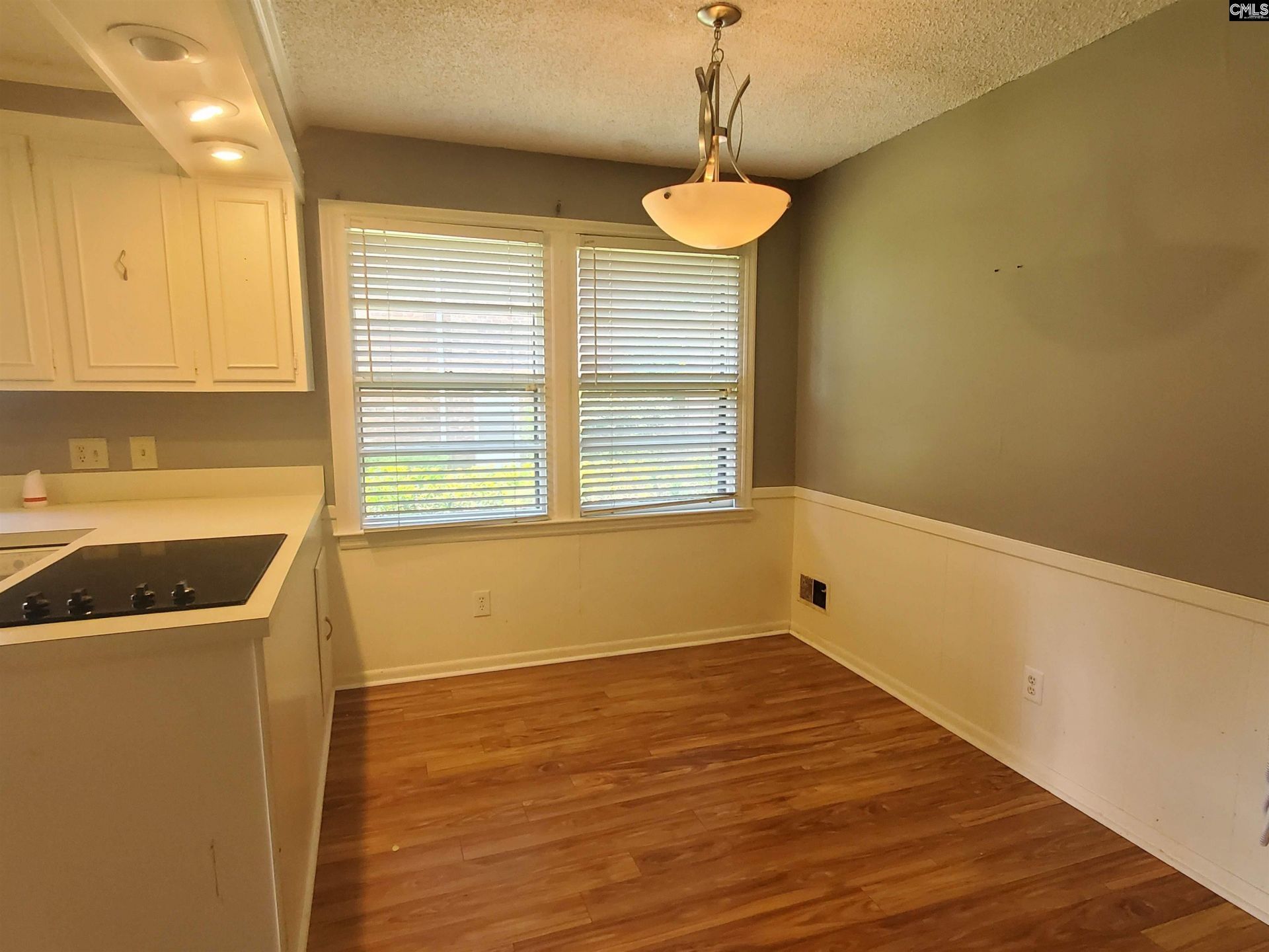 226 Lancer Drive  Photo 7