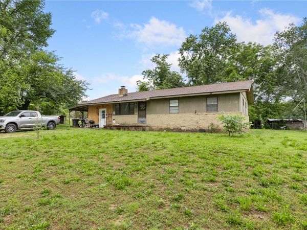 160 S Oklahoma Street, St Joe, AR 72675